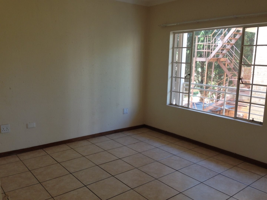 2 Bedroom Property for Sale in Potchefstroom North West